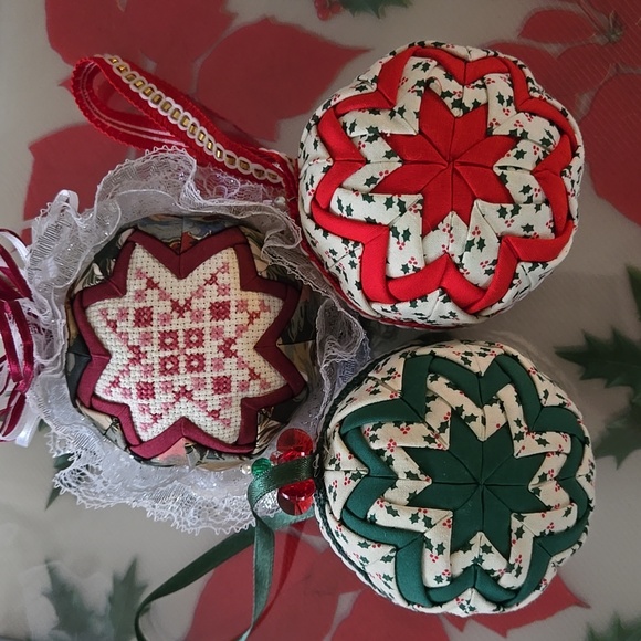 Handmade Quilted Christmas Ornament - Picture 5 of 6